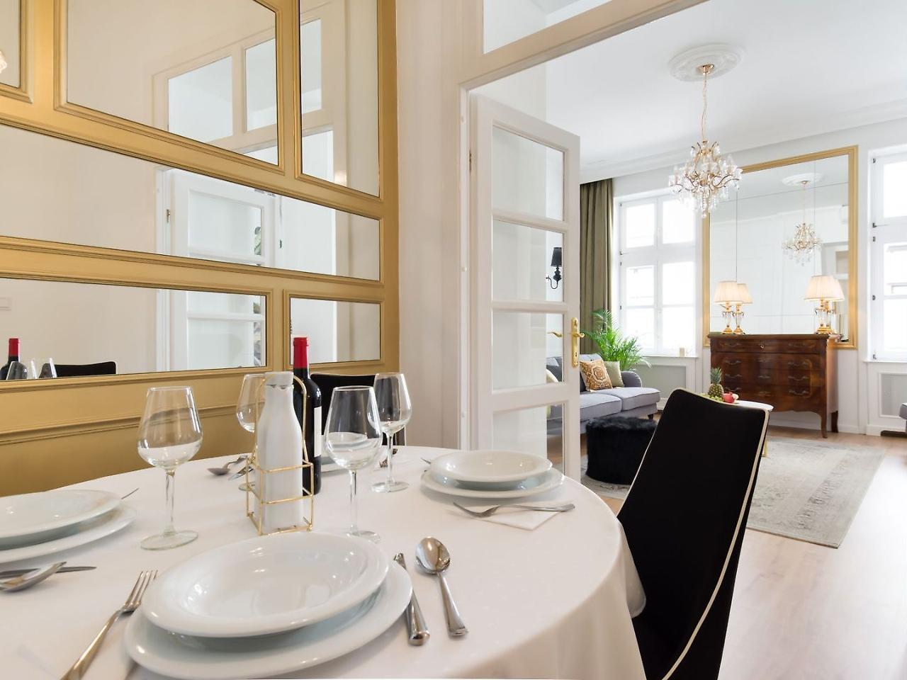 Chestnut & Eliza Suites Budapest Esterno foto